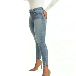 Good American Good Legs Cropped Side Slit Jeans in Blue667 0/25